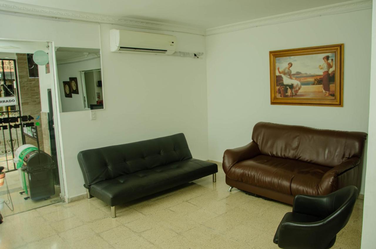 Casa Hotel Los Arboles เบลโญ ภายนอก รูปภาพ