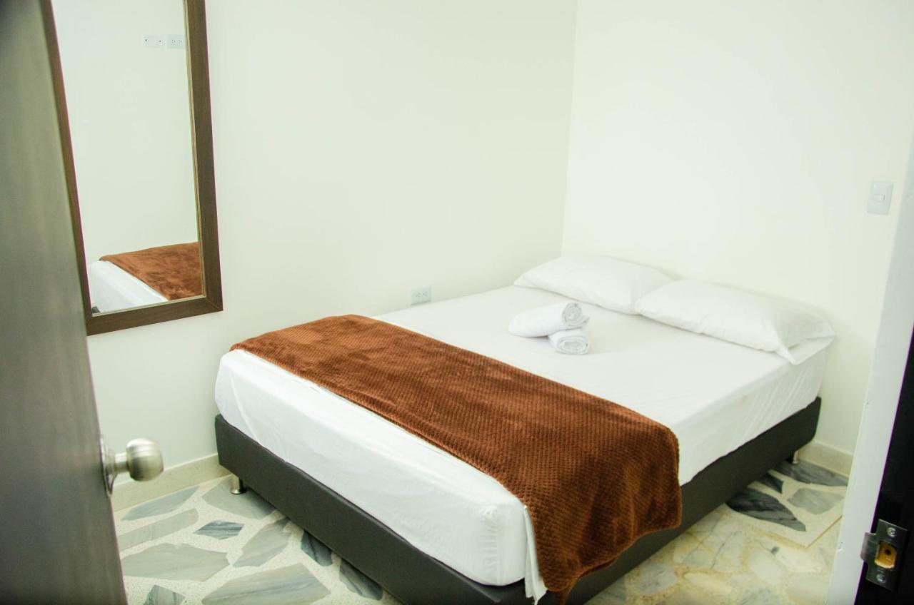 Casa Hotel Los Arboles เบลโญ ภายนอก รูปภาพ