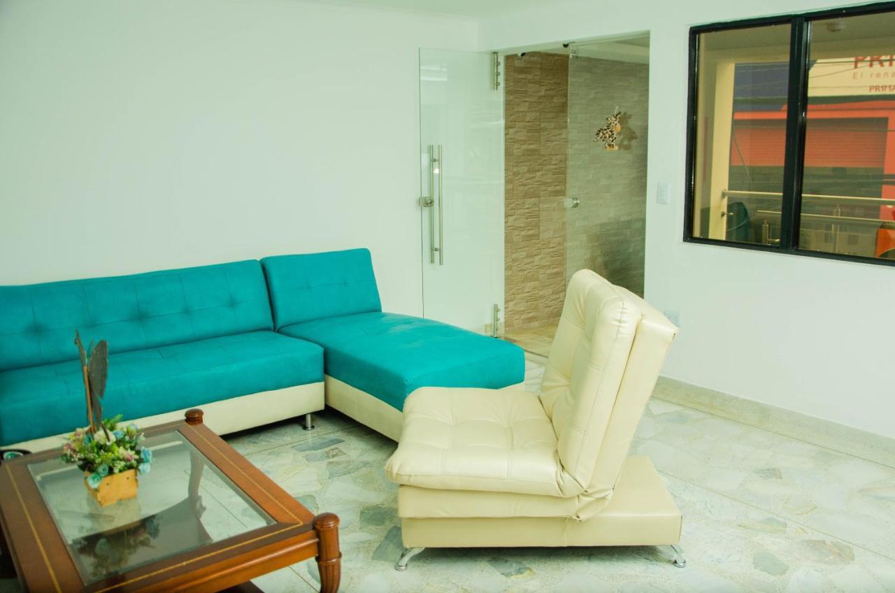 Casa Hotel Los Arboles เบลโญ ภายนอก รูปภาพ