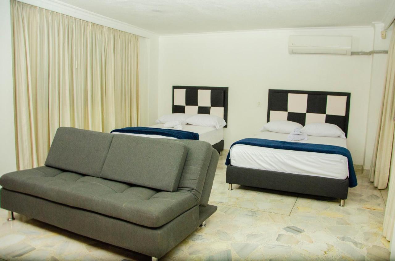 Casa Hotel Los Arboles เบลโญ ภายนอก รูปภาพ